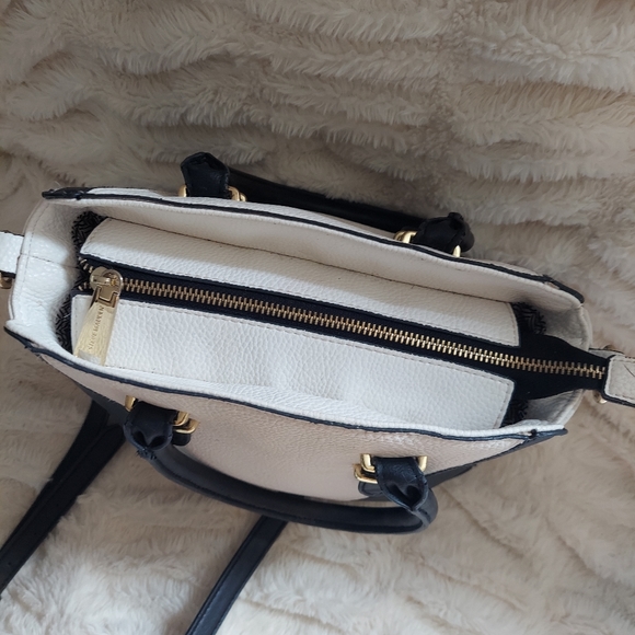 Steve Madden Shoulder Bag - Picture 4 of 6